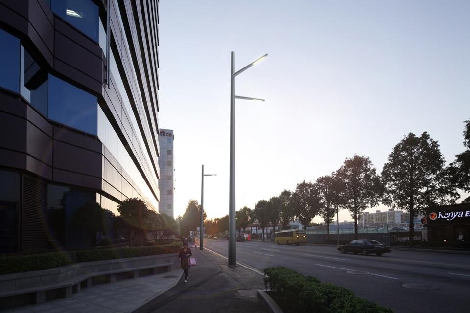 sTREEt by KiBiSi is designed as a flexible system that can grow and adapt to the special needs and specific context of every corner of the city.