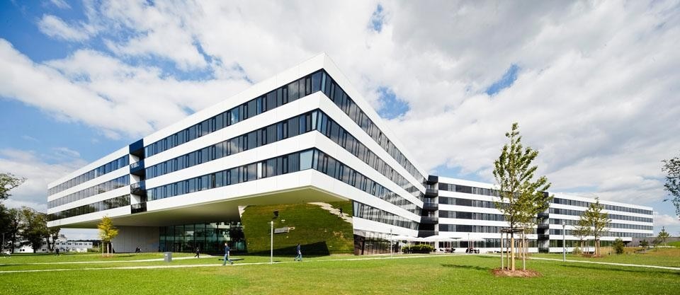 Research and development building with 1700 working places at the adidas World of
Sports campus in Herzogenaurach