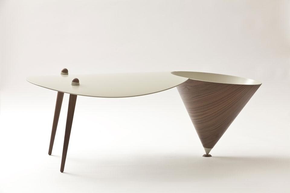 Coffee table 01: powder coated aluminum, walnut wood veneer, solid walnut wood legs and details. Photo Mike Roelofs