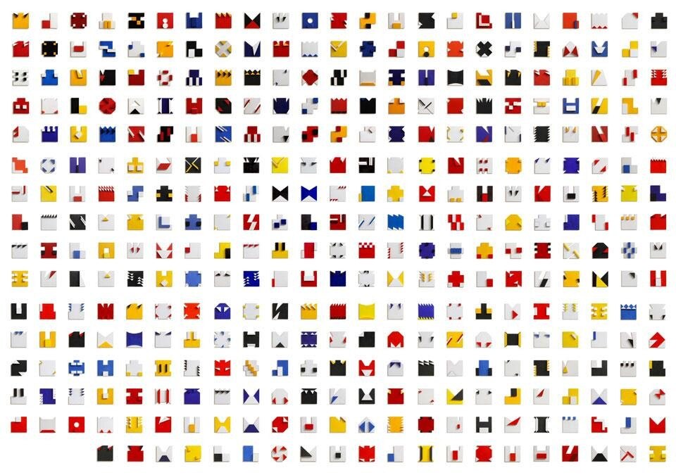 Top: Lygia Pape,
Livro do Tempo (Book of Time), 1961-63.
Installation view.
Museo Nacional Centro de Arte Reina Sofía, 2011.
© Projeto Lygia Pape and Museo Nacional Centro de Arte Reina
Sofía; above: Lygia Pape
Livro do Tempo (Book of Time) 1961-63
Installation view
Museo Nacional Centro de Arte Reina Sofía, 2011
© Projeto Lygia Pape and Museo Nacional Centro de Arte Reina
Sofía