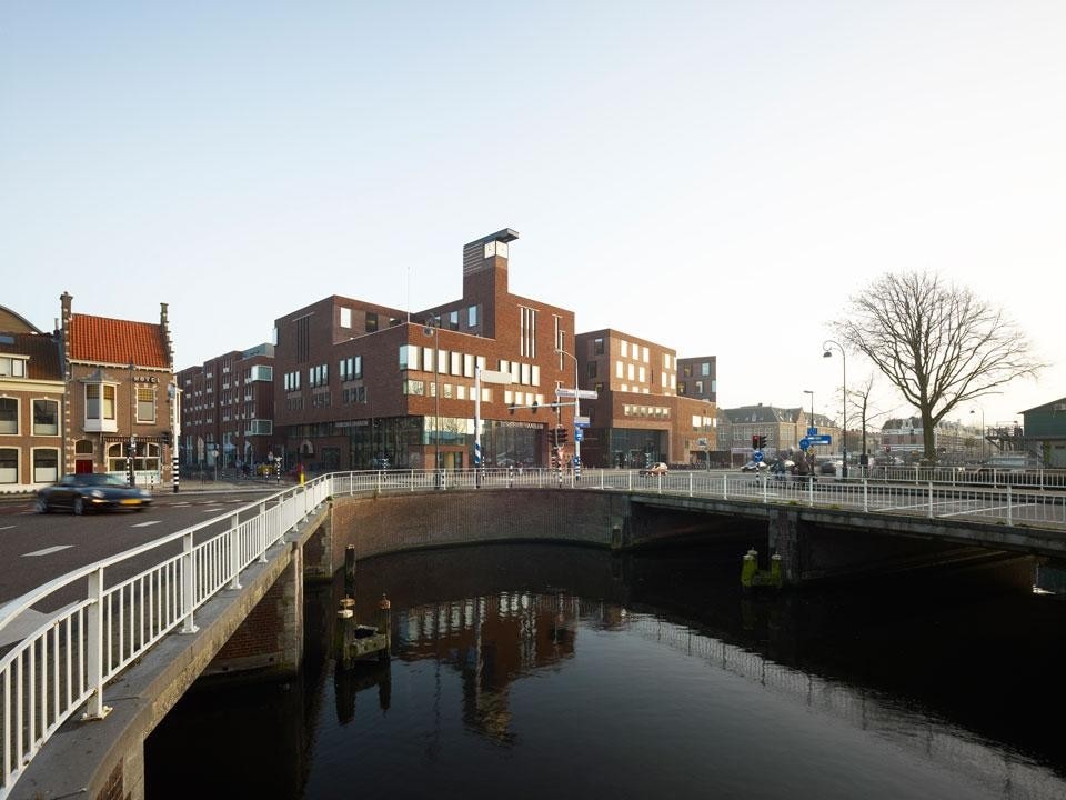 Boolles and Wilson, Raakspoort - City Hall and Cinema