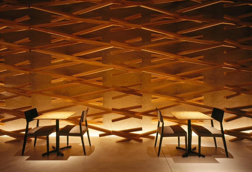 Kengo Kuma & Associates, Starbucks Coffee shop at Dazaifu Tenmangu Omotesando