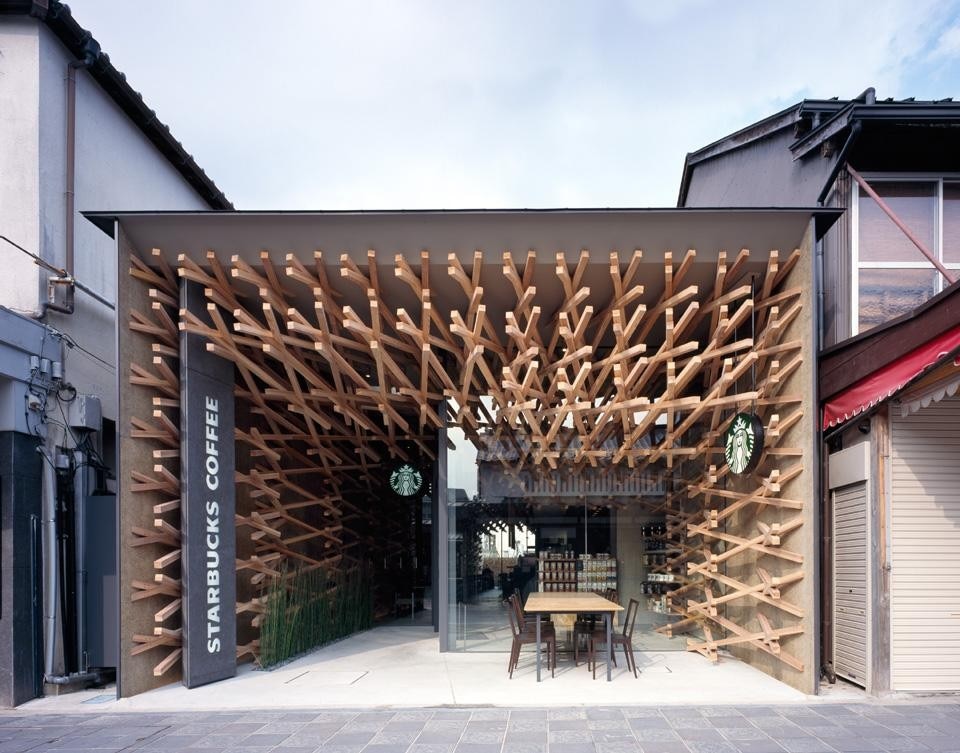 Kengo Kuma & Associates, Starbucks Coffee shop at Dazaifu Tenmangu Omotesando