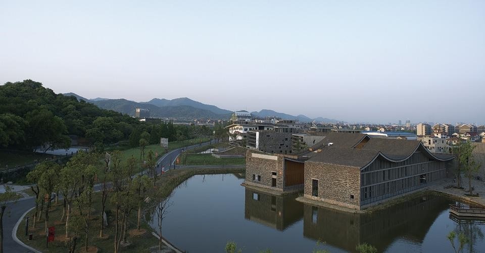 Xiangshan Campus, China Academy of Art, Phase II,
2004-2007,
Hangzhou, China.
Photo by Lv Hengzhong.
Courtesy of Amateur
Architecture Studio