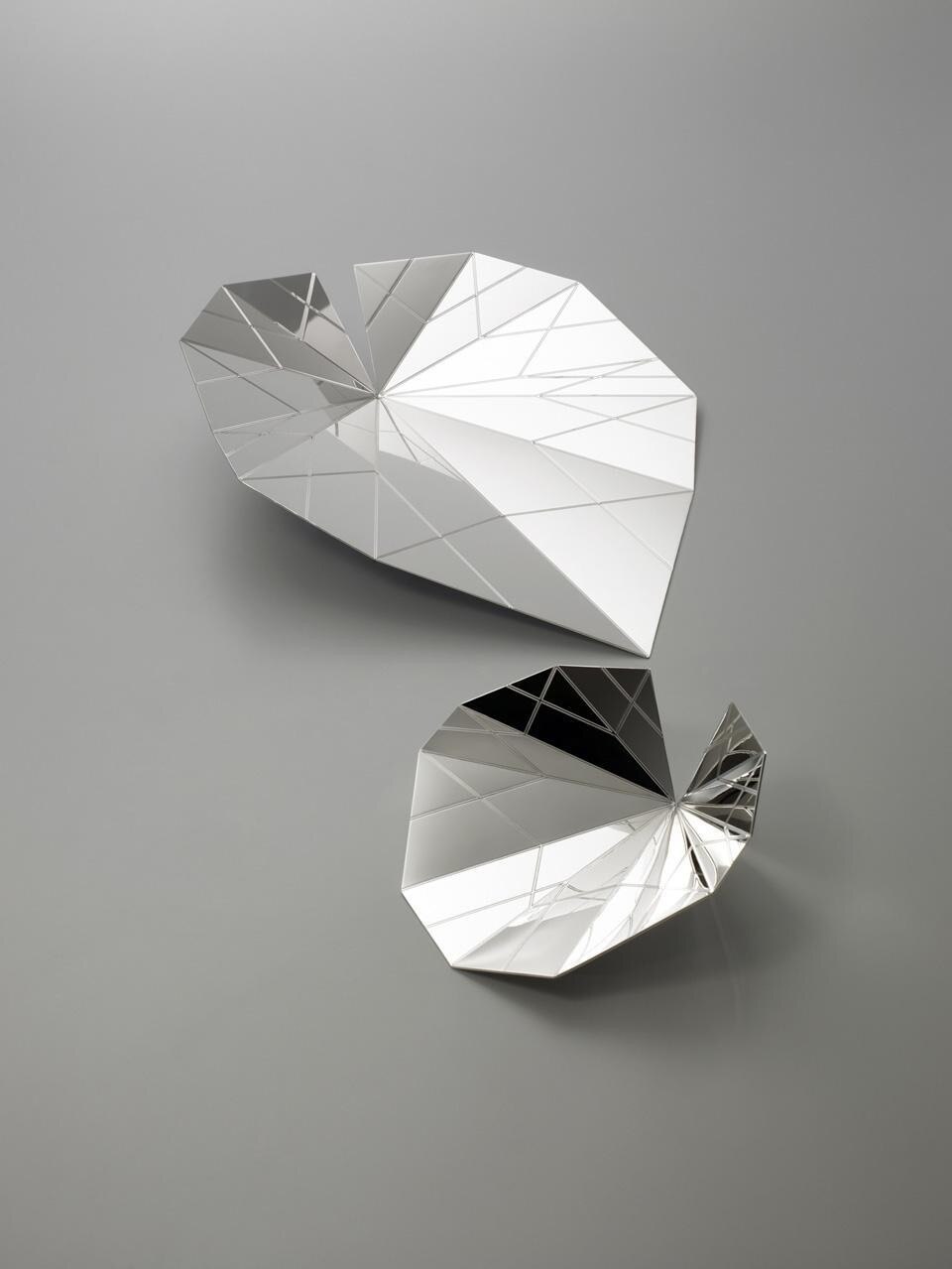 Gumdesign, <em>Foglie</em> table center for De Vecchi / Vhernier
