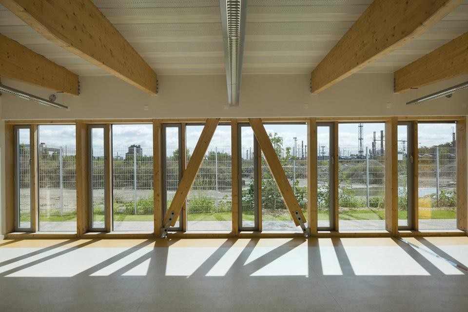 Hubert & Roy Architectes, school complex at Le Bourget