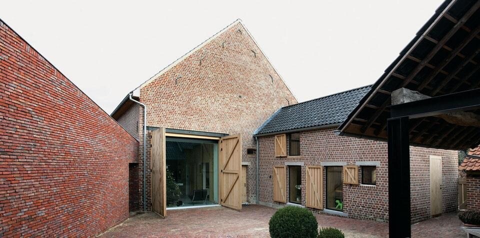 "Single-Family House" Category Winner Bart Lens, with <em>The rabbit hole</em>, Gaasbeek, Belgium. Photo by Philippe van Gelooven