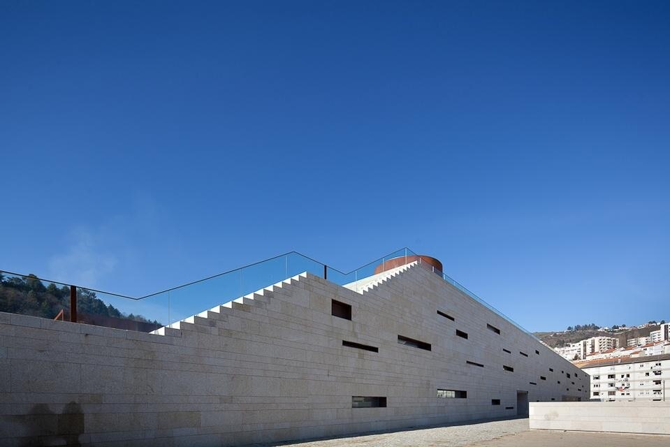 Barbosa & Guimarães Arquitectos, <em>Lamego Multipurpose Pavilion</em>, Lamego, Portugal