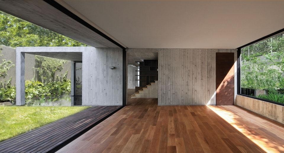 Top and above: Fernanda Canales, <em>Maruma House</em>, Mexico City. Photos by Sandra Pereznieto