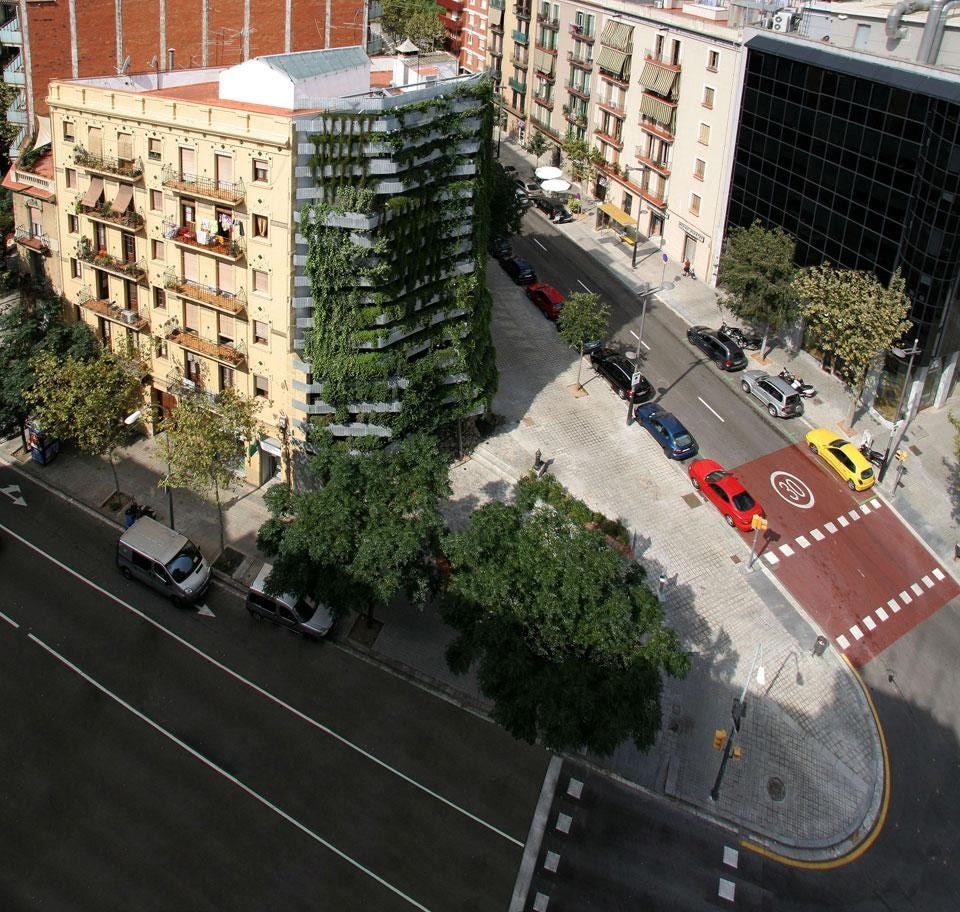 Capella Garcia Arquitectura, <em>Green Side-wall</em>, Barcelona