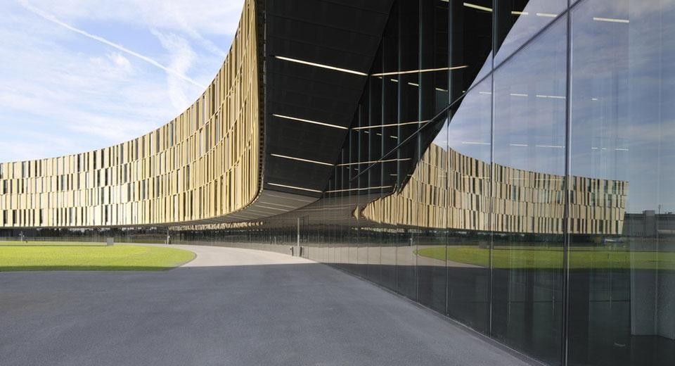 Dietmar Feichtinger Arquitectes, <em>Financial and commercial department of voestalpine Stahl GmbH</em>, Linz