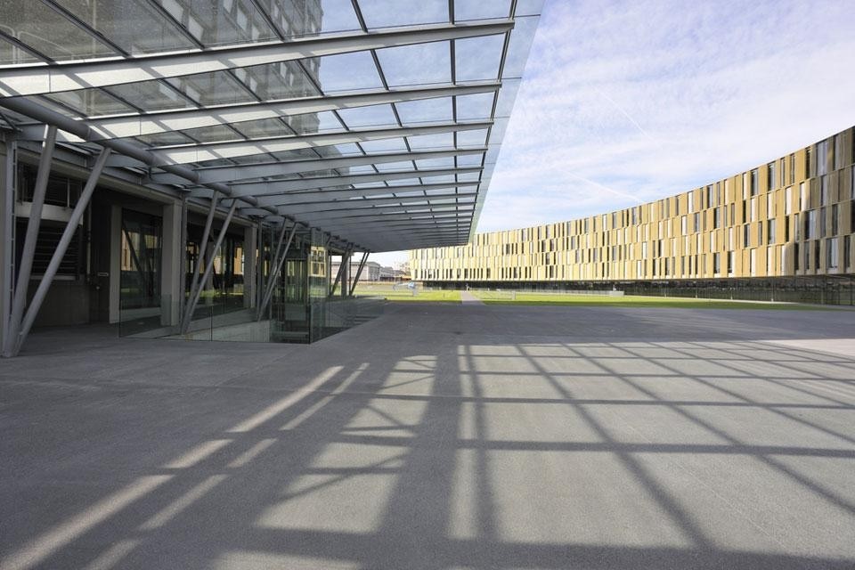 Dietmar Feichtinger Arquitectes, <em>Financial and commercial department of voestalpine Stahl GmbH</em>, Linz