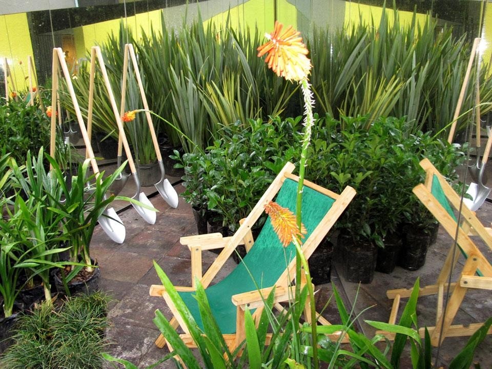 Pop-up research garden installation by Jardín Botánico Culicacán at the Tomo/Museo Experimental El Eco’s summer pavilion