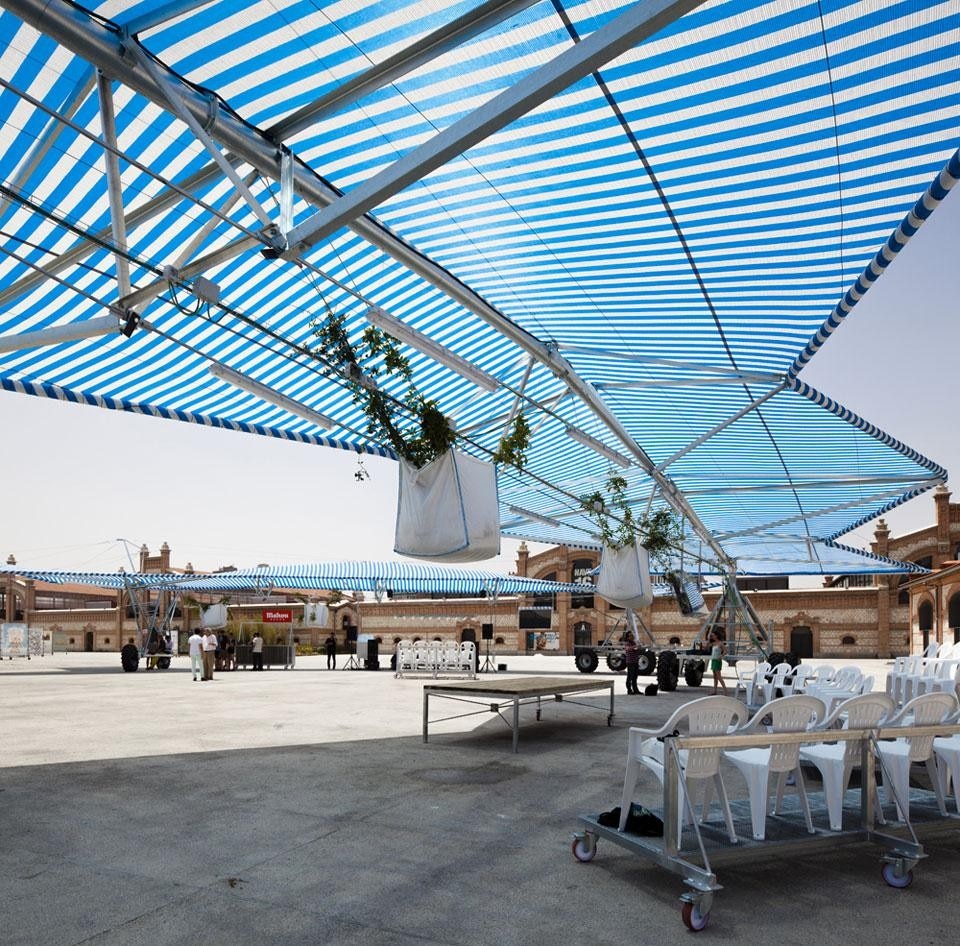 Andrés Jaque Arquitectos, <em>Escaravox</em> mobile structure