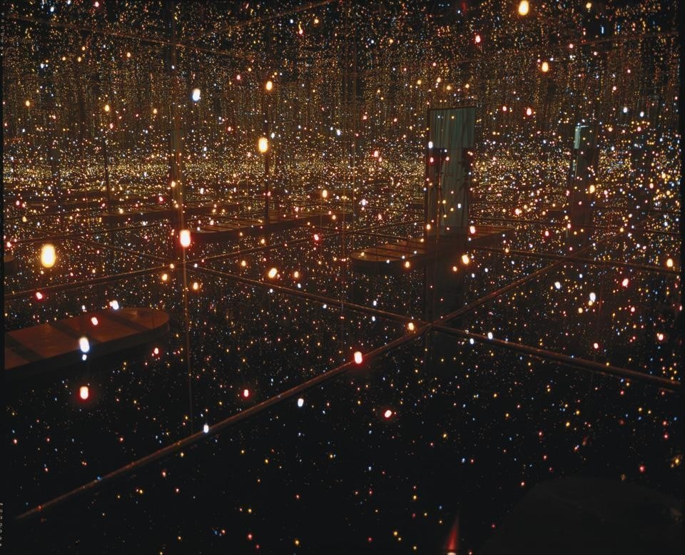 Yayoi Kusama, <em>Fireflies on the Water,</em> 2002. Mirror, plexiglass, 150 lights and water. Whitney Museum of American Art, New York. © Yayoi Kusama. Photo courtesy Robert Miller Gallery