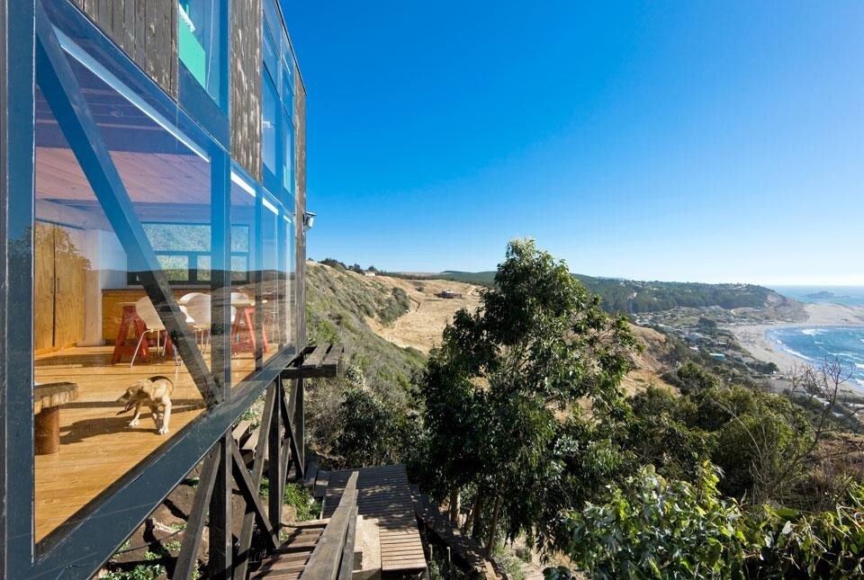 WMR, <em>Tres Hermanos Cabin</em>, Matanzas, Navidad, Chile 2012