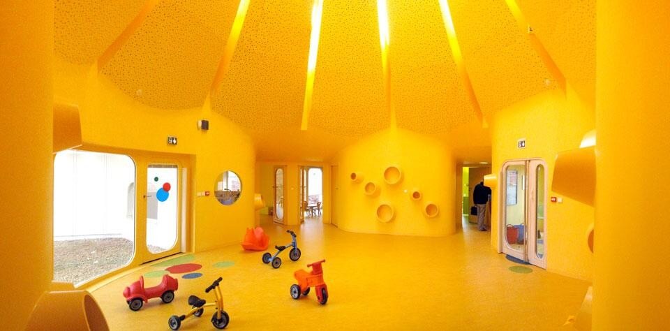 Paul Le Quernec, 300 square metre kindergarten in Piblange, France