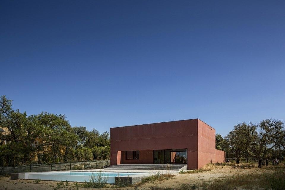 Miguel Marcelino, <em>Three Courtyards House</em>, Santo Estêvão, Benavente, Portugal 2012