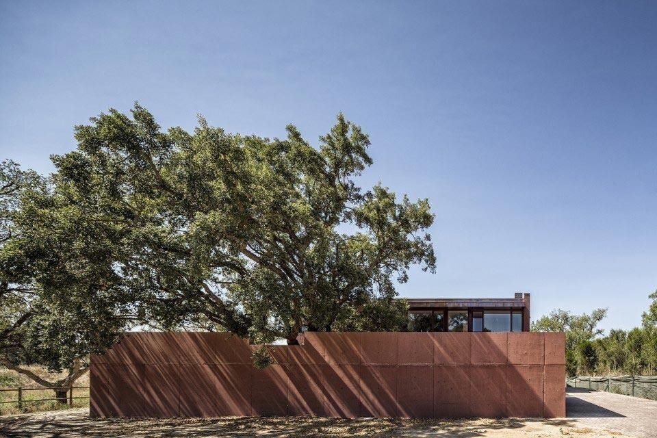 Miguel Marcelino, <em>Three Courtyards House</em>, Santo Estêvão, Benavente, Portugal 2012