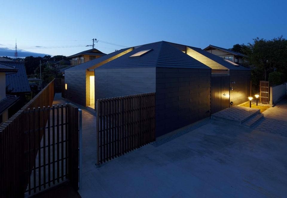 Kazuya Saito Architects, <em>Yagiyama House</em>, Sendai, Miyagi, Japan 2012