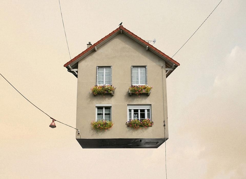 On top: <i>Flying Houses - Linge qui sèche</i>. Above: <i>Flying Houses - Harmonie</i>, Laurent Chéhère, 2012