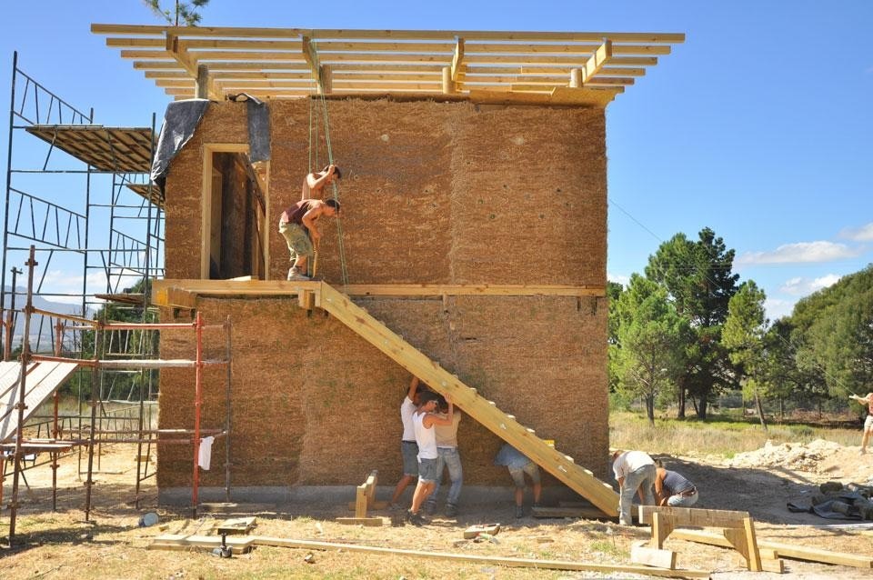 Ukuqala 2, house for foreign volunteer workers, Grabouw, Cape Town 2012