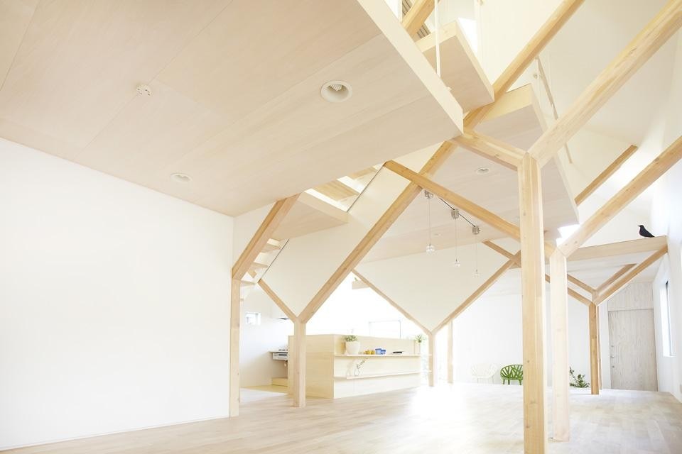 Top and above: Hiroyuki Shinozaki, <em>House H</em>, Chiba, Japan 2012