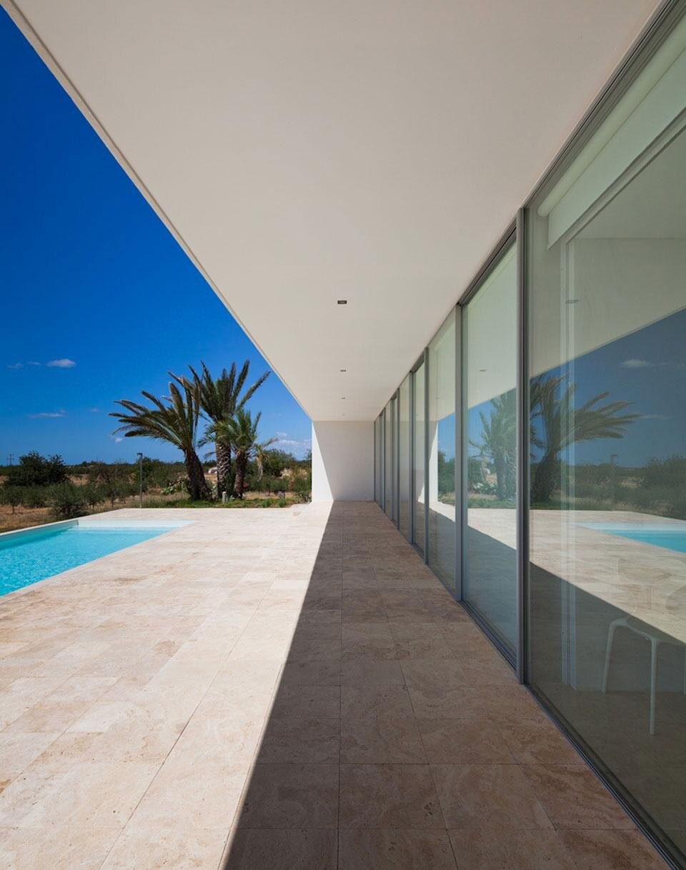 Vitor Vilhena Architects, House in Conceição, Tavira, Portugal 2012