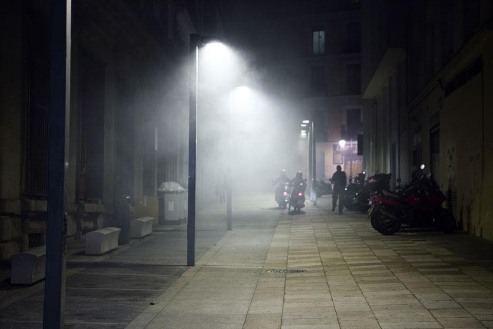 Luzinterruptus, <i>Smoke and noise as a form of protest</i>, Madrid, 2013
