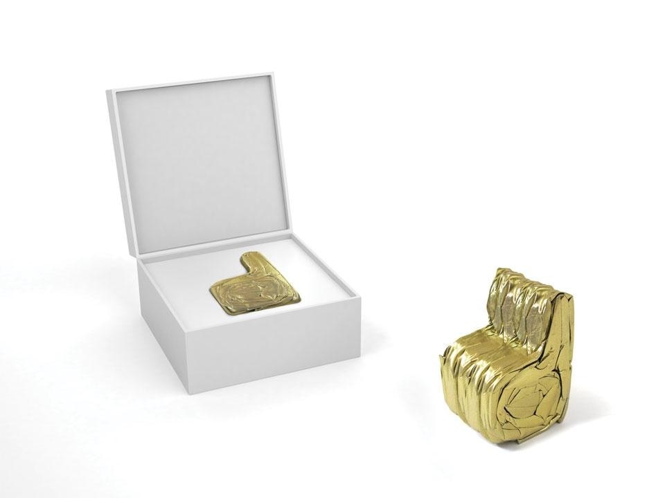 HAF by Hafsteinn Juliusson, Rui Pereira e Ryosuke Fukusada, <em>unZIP</em> chair cover, 2013