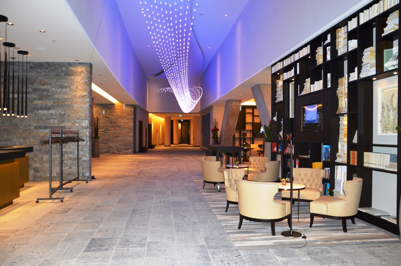 Wave Chandelier - Domus