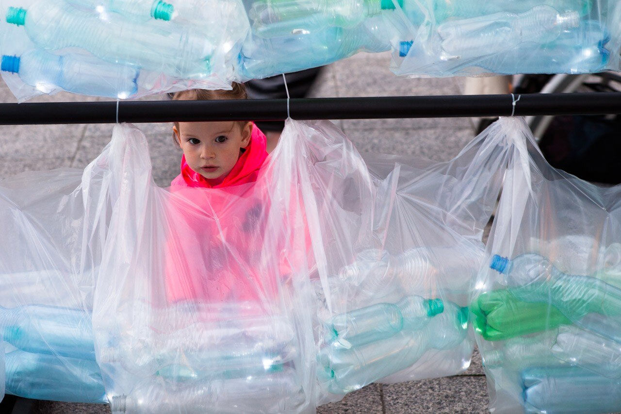 Luzinterruptus, Labyrinth of plastic waste, Katowice, Poland