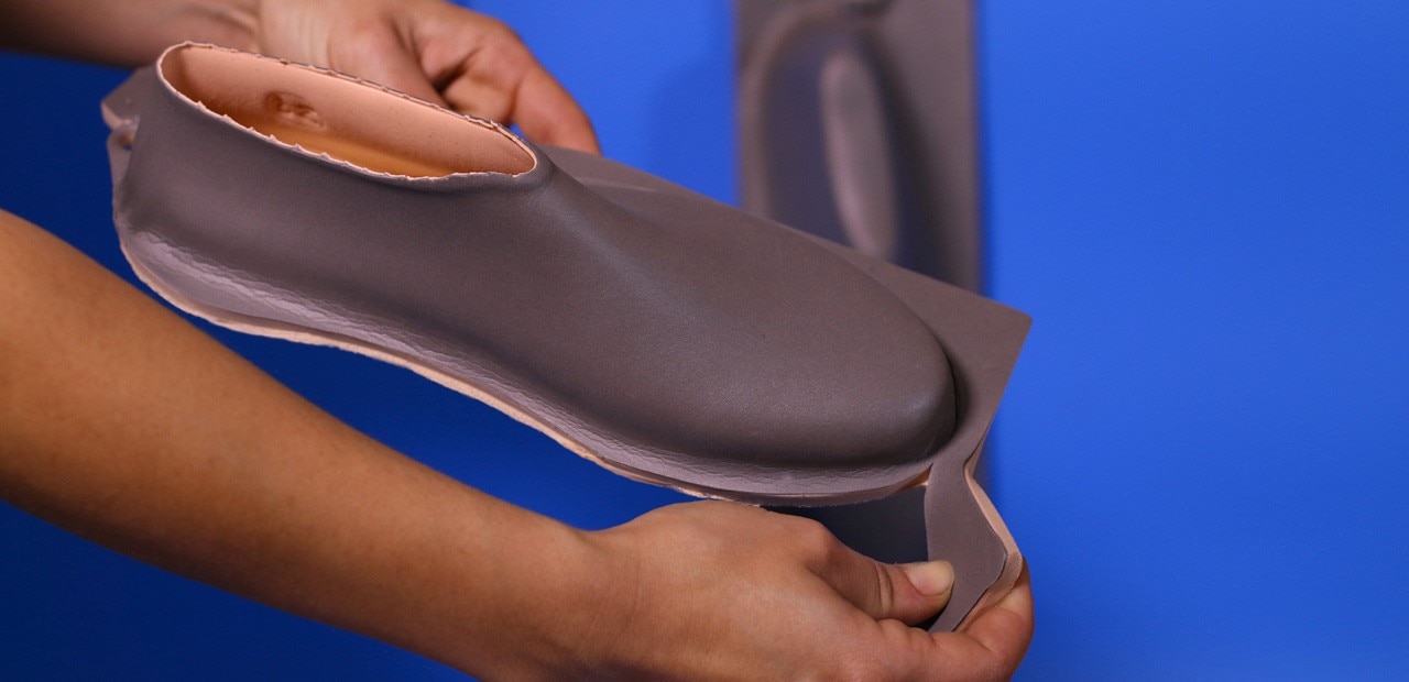 Vacuum Forming Shoe Domus