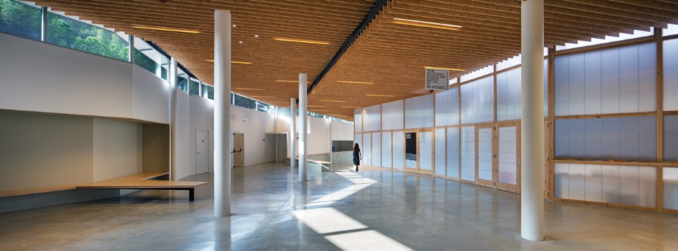Centro Civico El Roure e Biblioteca La Ginesta, Begues, Baix Llobregat, Barcellona