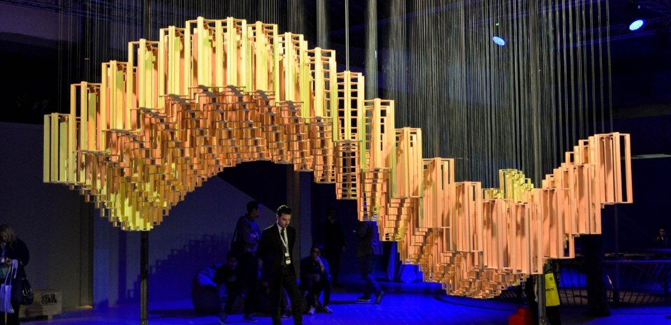 Hyundai Advanced Design Center in collaborazione con Reuben Margolin, Sculpture in motion 2.0 - Helio Curve. Superstudio Più, Milano. Photo Francesco Ricchiuti