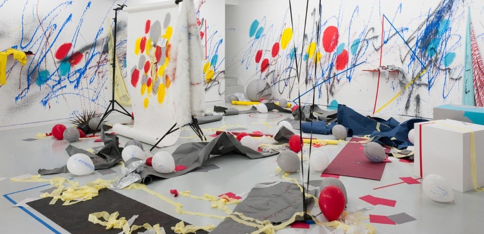 Emily Mast, <i>The Stage is a Cage</i>, 2015, La Ferme du Buisson © Émile Ouroumov