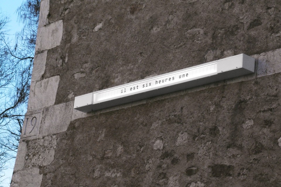 Nicolas Le Moigne, <i>Horloge, wall clock</i>, 2004. © ECAL/Jordi Pla