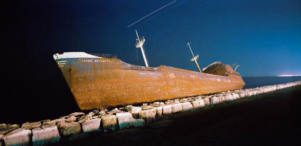 Olivo barbier, <i>Pellestrina, Venezia, 1988</i> da <i>Notte, 1991</i>.	Inkjet Print on Archival Paper, 56 x 106 cm © Olivo Barbieri