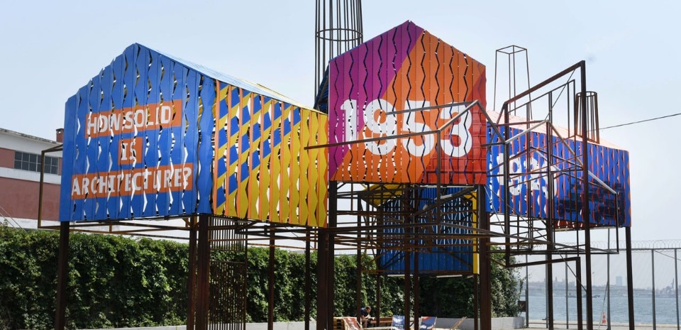 Pattu, “All that is solid”, view of the installation at Istanbul Modern