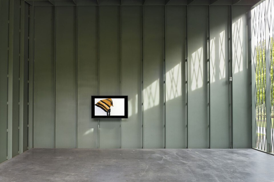 Andrea Zittel, <i>Dynamic Essay About the Panel</i>, 2014 (powerpoint presentation on screen), Middelheim Museum, Antwerp. Courtesy of the artist, Sadie Coles HQ, London and Andrea Rosen Gallery, New York Andrea Zittel, <i>Dynamic Essay About the Panel</i>, 2014 (powerpoint presentation on screen), Middelheim Museum, Antwerp. Courtesy of the artist, Sadie Coles HQ, London and Andrea Rosen Gallery, New York