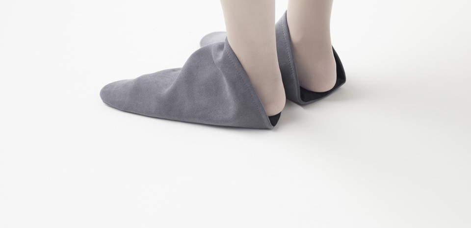 Nendo, triangle roomshoes