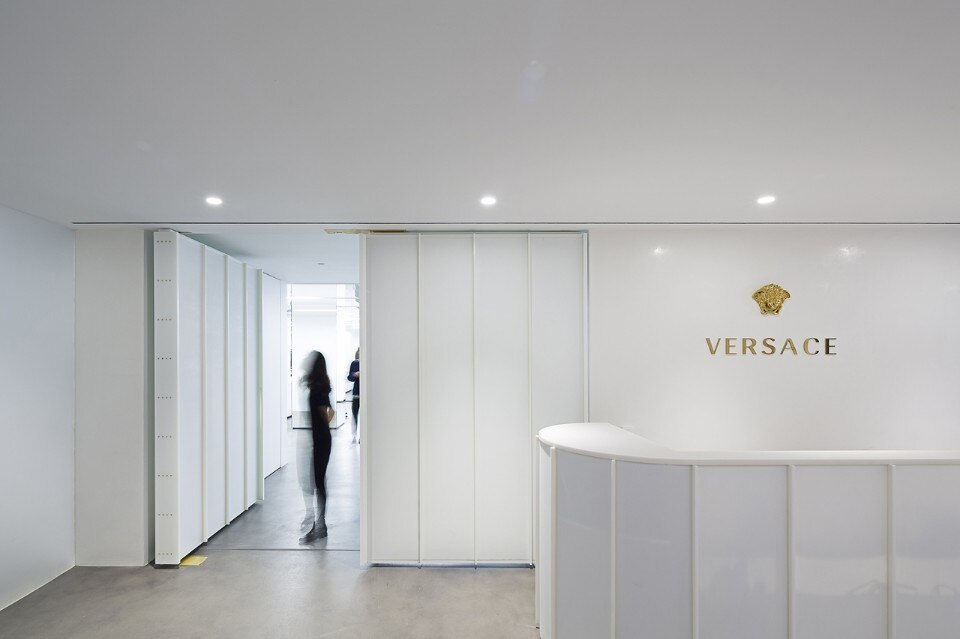 SO – IL, Versace Showroom, New York