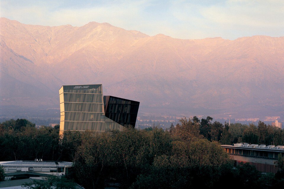 Alejandro Aravena, Siamese Towers, 2005, San Joaquín Campus, Universidad Católica de Chile, Santiago, Chile, University classrooms and offices. Photo Cristobal Palma