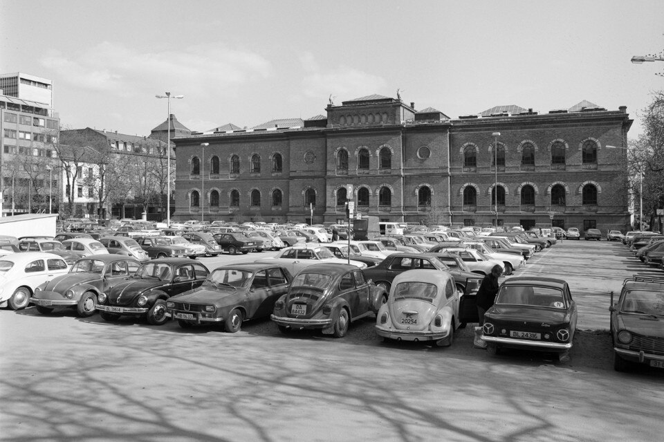 Parkeringsplass Tullinløkka 1974