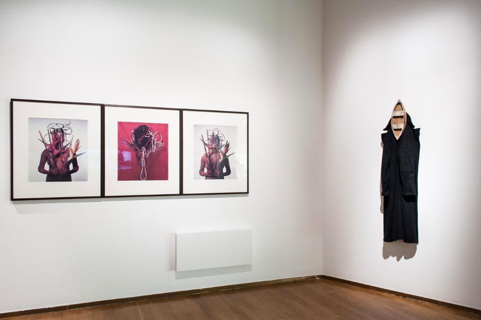 Left: Untitled, 1995 right: Kcho, Estelas en el mar mi abrigo y mi sosten, installation view