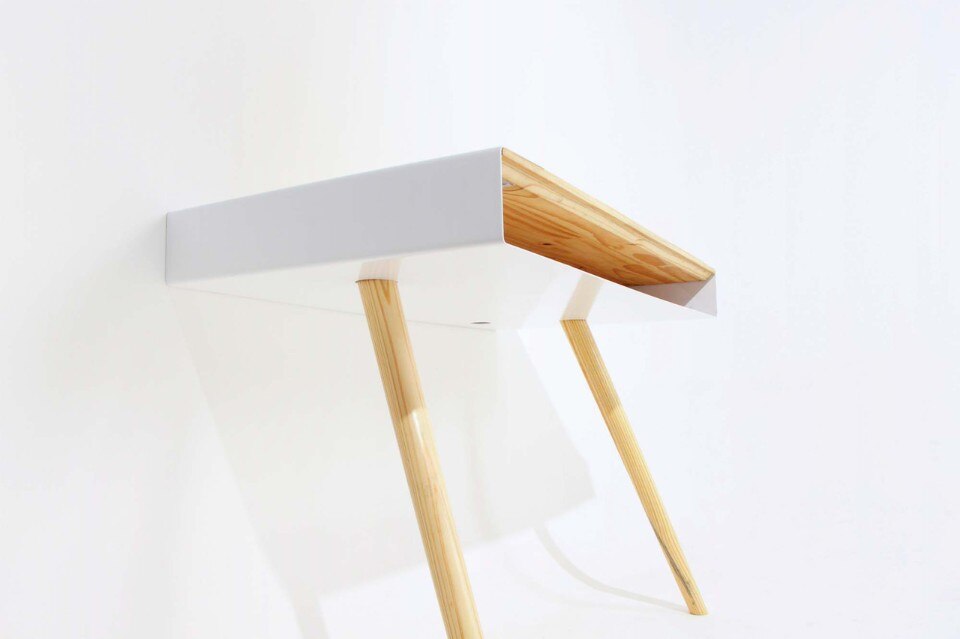 Desk by Artur De Menezes & Leonardo Sitta, Meet My Project, 2016
