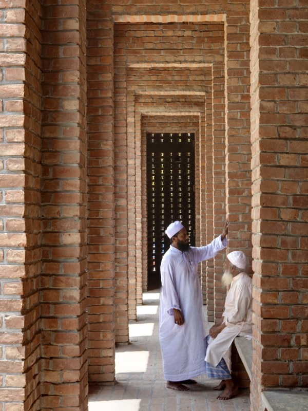 Mosque in Dhaka - Domus