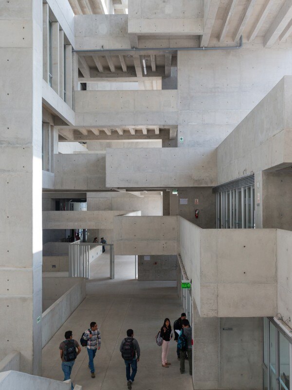 Grafton Architects, UTEC – Universidad de Ingenieria y Tecnologia, Barranco, Peru, 2015. Photo Iwan Baan, courtesy Grafton Architects