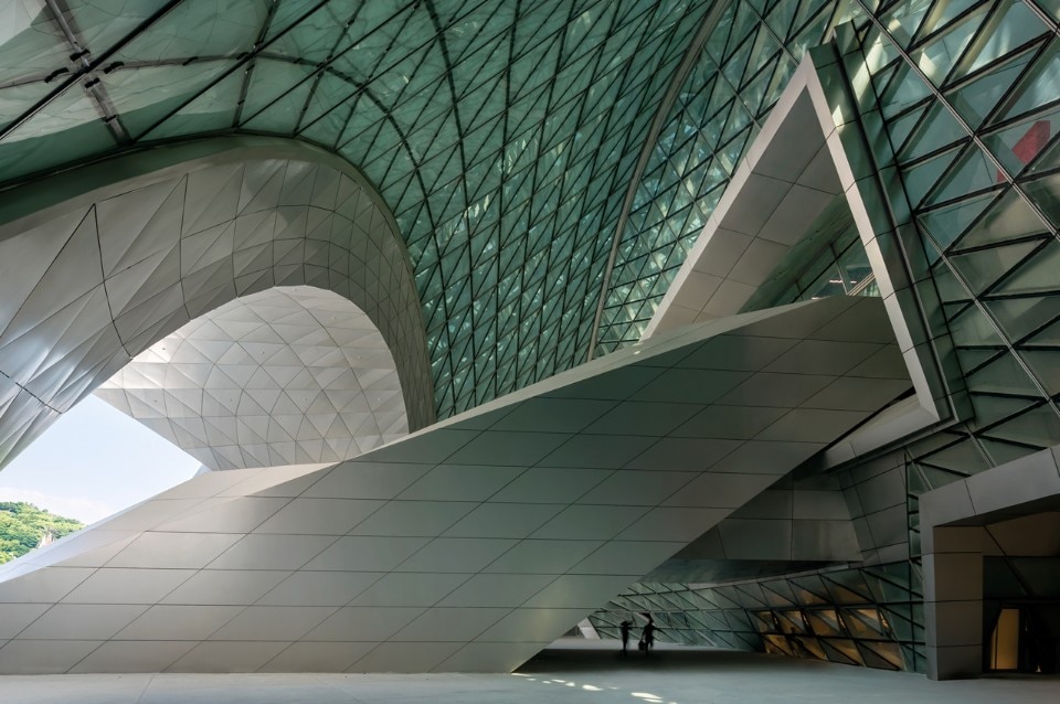 Coop Himmelb(l)au, MOCAPE, Shenzhen, China, 2016 Coop Himmelb(l)au, MOCAPE, Shenzhen, China, 2016