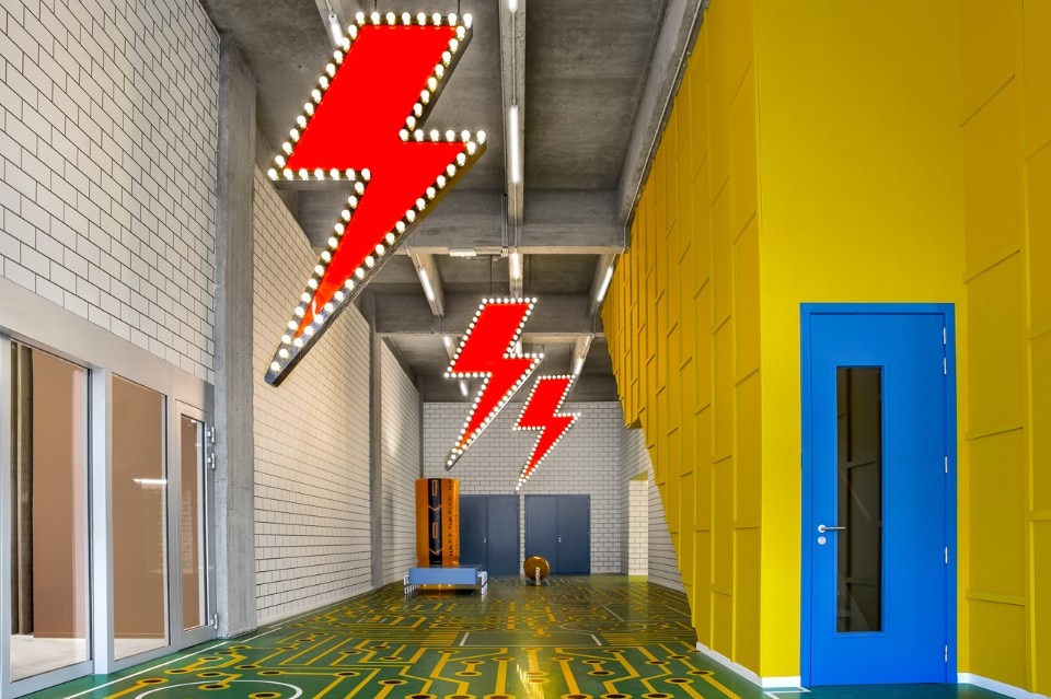 Studio Job, W.A.T.T. the fuck, Antwerp, 2016